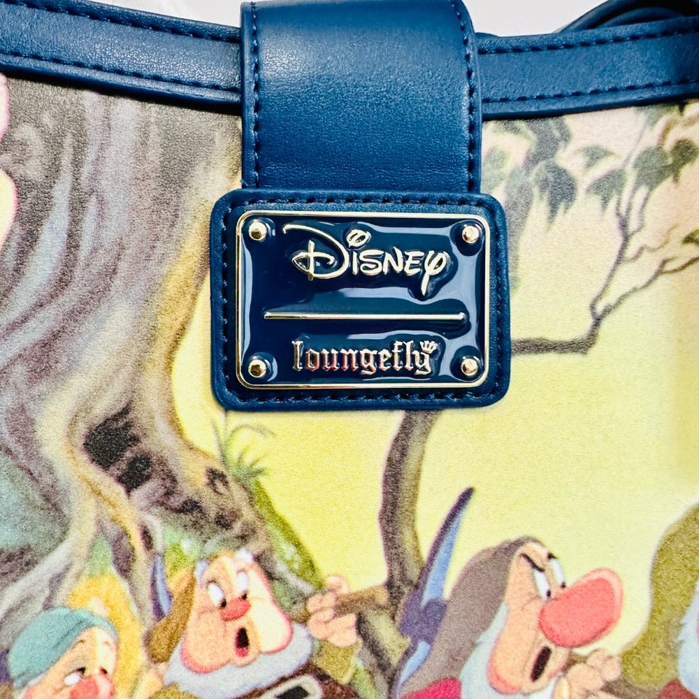 LOUNGEFLY DISNEY PRINCESS SNOW WHITE AND SEVEN DWARVES CROSSBODY SATCHEL - Picture 6 of 11